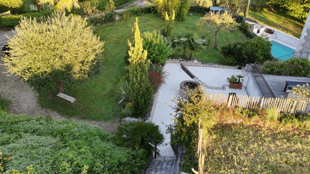 Jardin du gite des anciens fours à chaux à Saumur